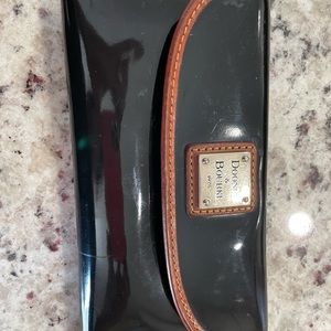 Dooney & Bourke Black Patent leather large tote with matching wallet.